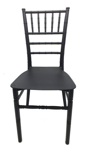 Silla De Plástico, Blanco Y Negro 0