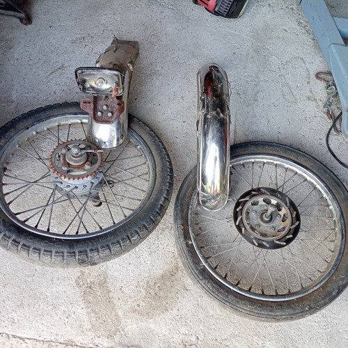 Cg 125 Kit Dos Llantas Y Guardabarros Del Y Trasero Usado 0