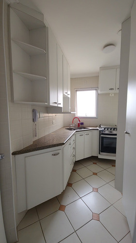 Vendo Móveis Planejados De Cozinha E Prateleiras De Banheiro 0