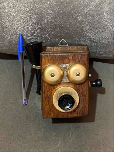 Apontador De Lápis Em Formato De Telefone Antigo 0