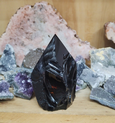 Guardián De Obsidiana Negra. Cristales Y Piedras Energéticas 1