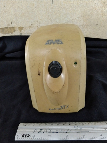 Estabilizador Sms Revolution Lll 110v 300va 2,6a Cod 3421 0
