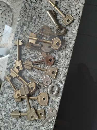Lote De Llaves Antiguas 36 0