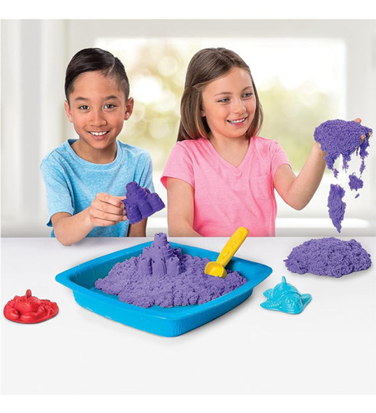 Kinetic Sand, Sandbox Playset Con 1lb De Púrpura Y 3 Moldes, 1