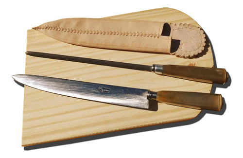 Cuchillo Solingen Hoja 24cm.+ Chaira  Cabo Guampa + Grabado 0