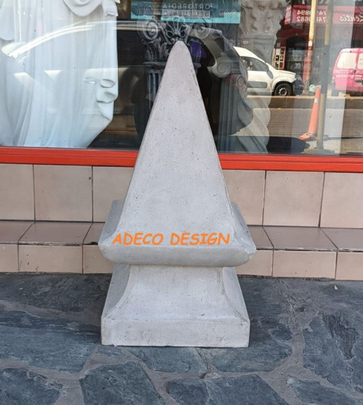 Piramide Pinaculo De Cemento 1