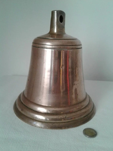 Campana Campo Bronce Maciso 21 X 18,3 Cm No Cencerro 0