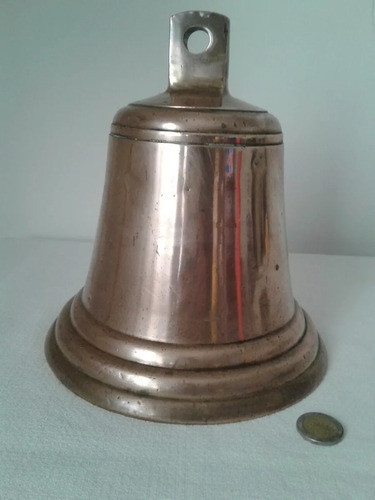 Campana Campo Bronce Maciso 21 X 18,3 Cm No Cencerro 1