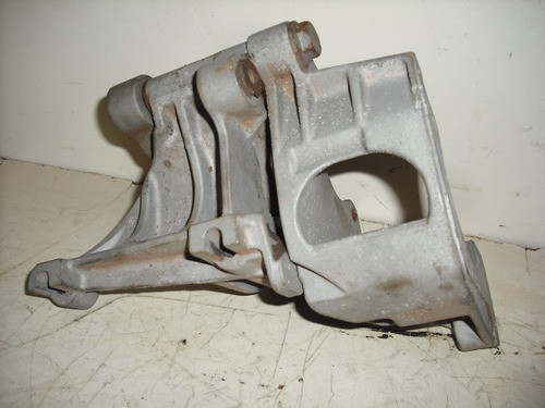 Suporte D Bomba Direção Siat Cordoba Ibiza E Golf 1.6 1.8 94 0