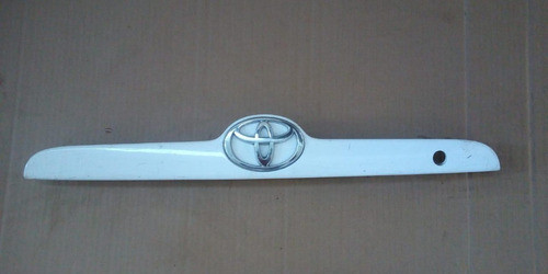 Aplique Da Tampa Traseira Corolla 2004 / 2007 Original. 0