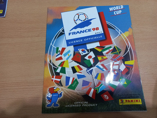 Album Mundial Replica Futbol 1 0