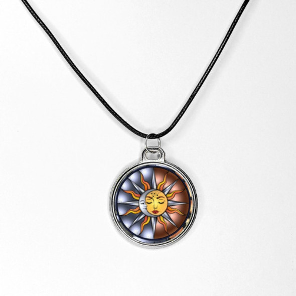 Colar Pingente Mistico Sol E Lua Arte Em Resina 0