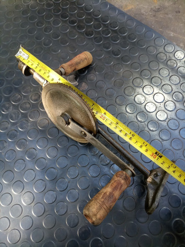 Taladro Manual Antiguo Con Faltantes Para Adorno O Repuesto 1