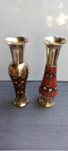 Jarrones Antiguos De Bronce,labrados  Y Pintados !! 1
