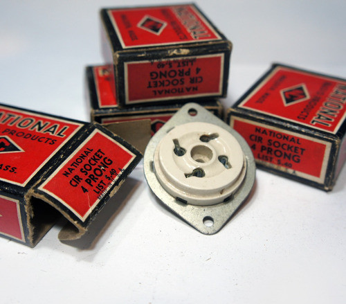 Zocalos De Porcelana Para Valvulas De Radio 1