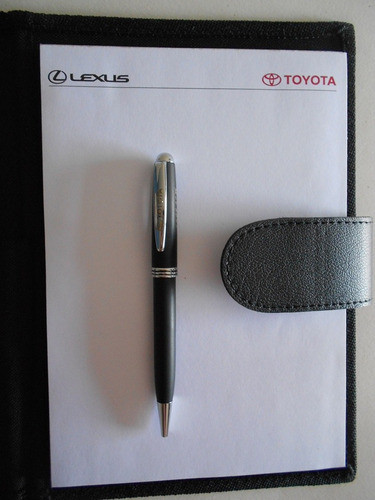 Toyota Hilux Atache Logo Bordado Y Bolígrafo 1