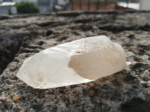 Pico De Cuarzo Cristal 6x2,5x2cm 40grs Gemos Minerales 1
