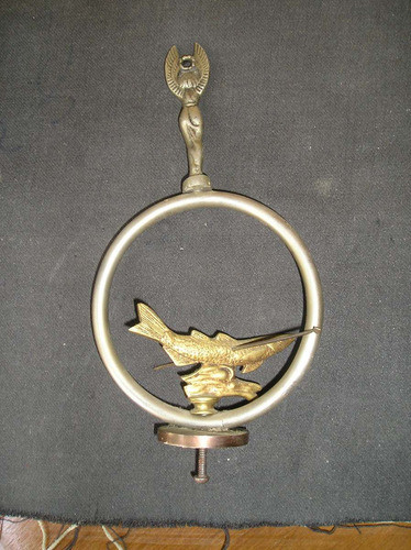 Insignia-mascota Para Auto Antiguo De Bronce Altura 0.23 0