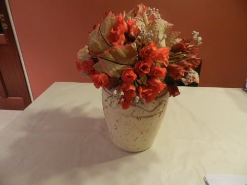 Florero Vasija Jarrón Con Flores De Tela 0
