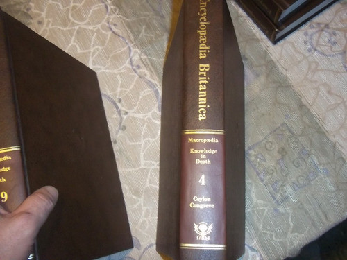 The New Enciclopedia Britannica Macropedia - Volumen 4 0