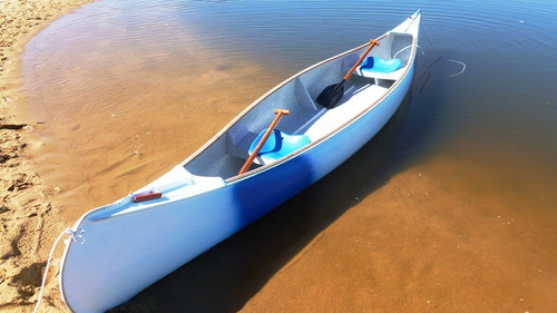 Canoa Canadiense 4.95 M Eslora, 0,90 M De Manga, 35 Kgs 0
