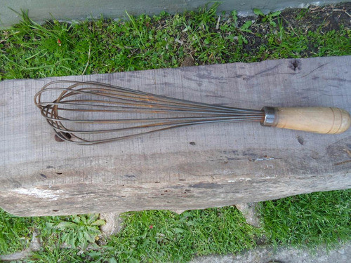 Batidor Manual 0