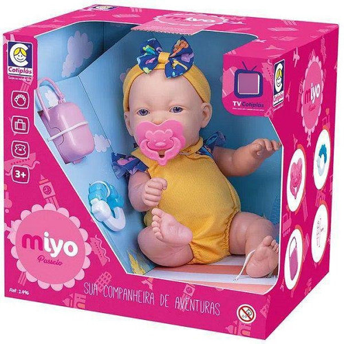 Muñeca Bebé Miyo Con Accesorios De Viaje 1