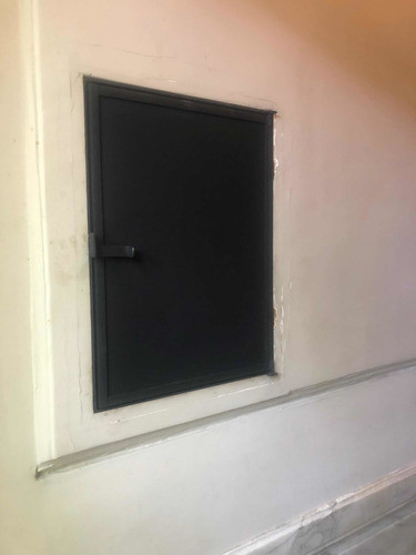 Puertas En Chapa Para Nichos Bajo Mesadas Portón Corredizos 0