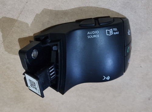 Control Comando De Manos Libres Y Estéreo Fluence / Megane 3 1