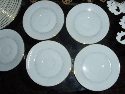 1 Un Antiguo  Plato Cafe O Te Porcelana Tsuji Flores 0