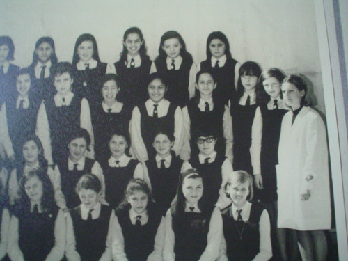 Colegio Beata Imelda Antigua Foto Escolar Estudiantes 1