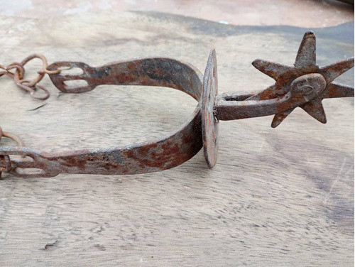 Antigua Espuela Hierro Rescatada Excavacion 1