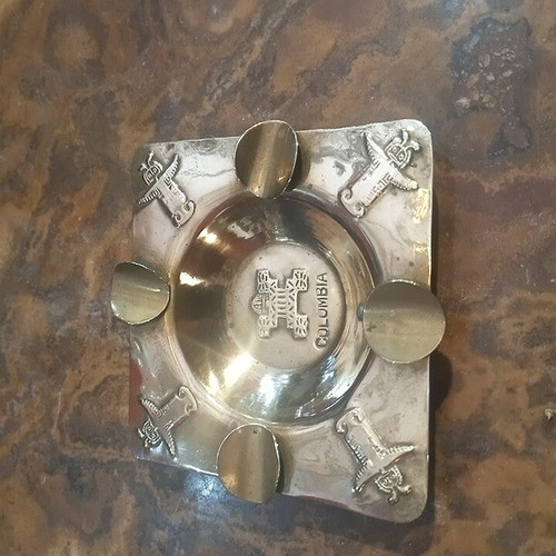 Cenicero De Bronce Antiguo Colombiano Motivos Indigenas 0