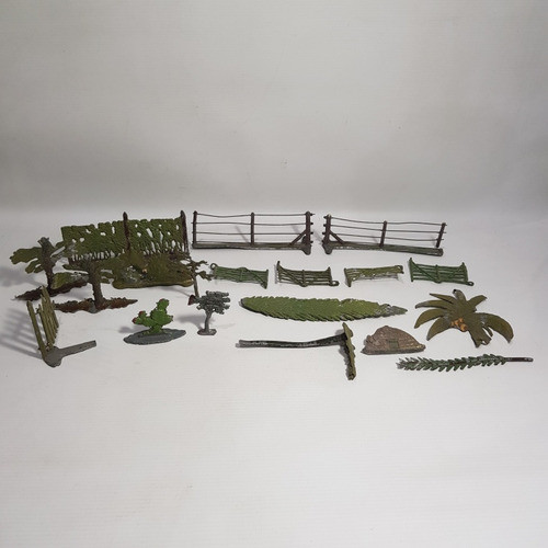 Antiguo Ferromodelismo Granja Cercos Árboles Plomo Mag 61221 0
