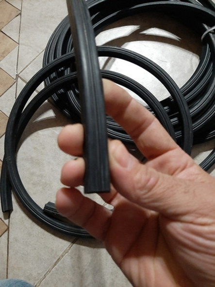 Burlete Siambretta Piso Color Negro 1