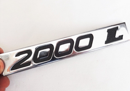 Insignia Peugeot 504 2000l 2000 Leon Metal Antiguo Auto 0