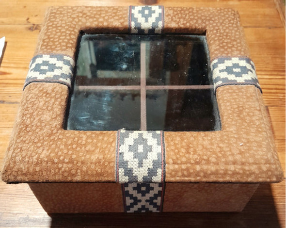 Caja Te Madera Guarda Pampa Cuero Exótico Ronsoco Capibara 0
