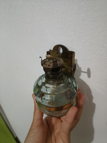 Lámpara De Vidrio A Kerosene Antigua 1