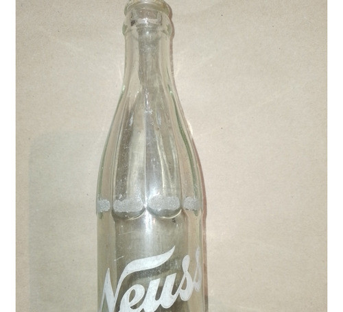 Antigua Botella De Vidrio Gaseosa ** Neuss ** Años 70 0