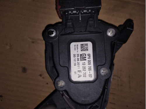 Pedal De Aceleración De Chevrolet Cruze 11/13 1