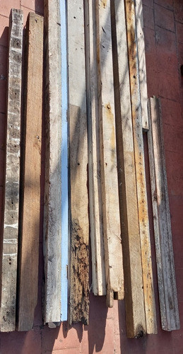 Antiguos Tirantes De Madera Pinotea Y Otras Para Reciclar 1