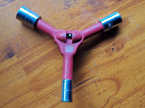 Llave Para Skate Element 1