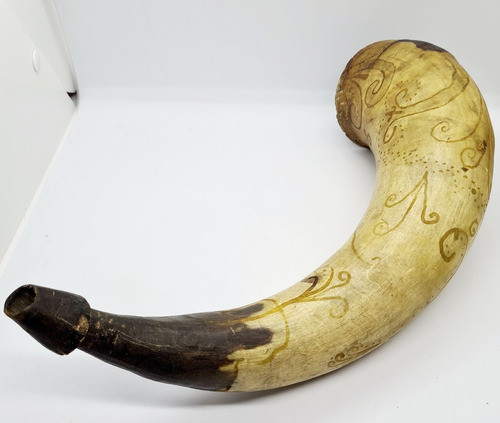 Antiguo Chifle Cuerno Asta Labrado Original / Palermo 1