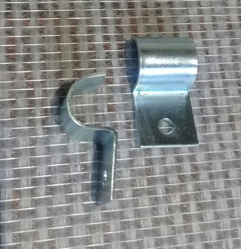 Grampa Medio Omega 7/8 Abrazadera /chapa 1.60 Mm Pack X 100 1