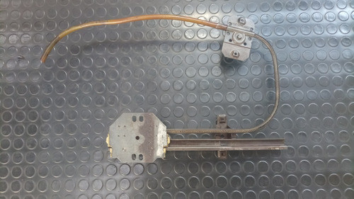 Máquina Levanta Cristal Ford Taunus Trasera Izq. Original 1
