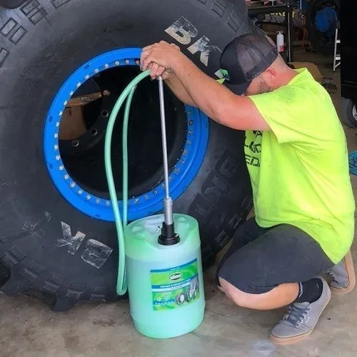 Bomba Aluminio Para Liquido Sellador Slime Tubbles Pico Auto 1