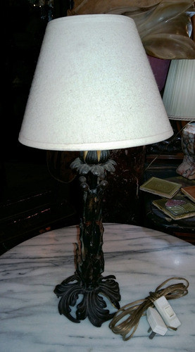 Antiguo Velador De Hierro - La Casa De Honduras (4637) 1