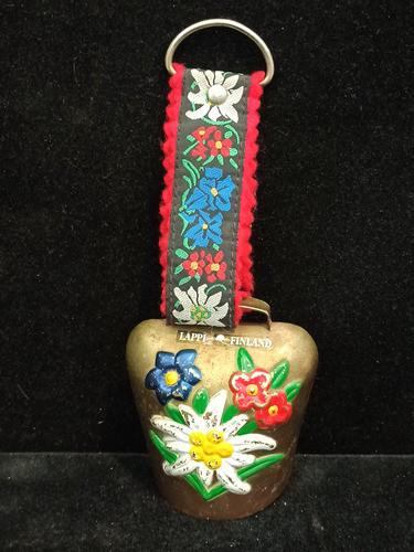 Antiguo Cencerro De Pared Con Cinta 7cm De Alto 0