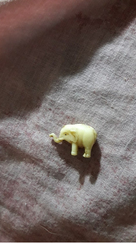 Elefante Elefantito Plástico Miniatura 1 Centímetro De Diáme 1