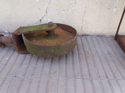 Rueda Hierro Cincel Control Profundidad 1